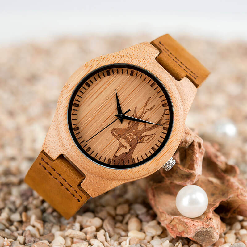 Reloj BAMBÚ Diseño ciervo y correa de CUERO, natural, comprar sin plástico, no contamina, reloj ecológico